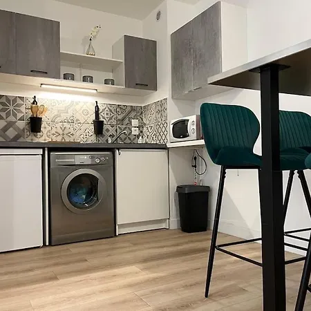 Appartement Renove, 3Mns A Pied De La Gare Ales Exterior photo